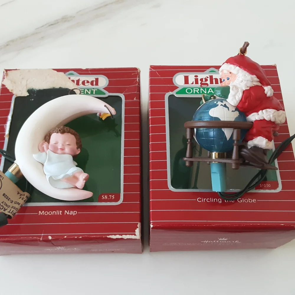 Hallmark Keepsake magic Lighted Ornament Circling the Globe | Moonlit Nap Vtg